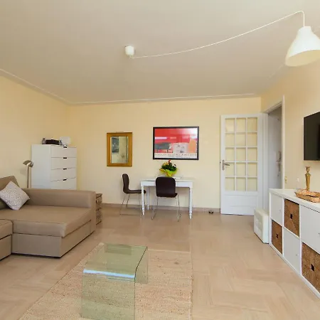 Apartment Studio Le Bastion *